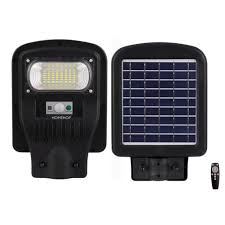 Medium sized solar street light