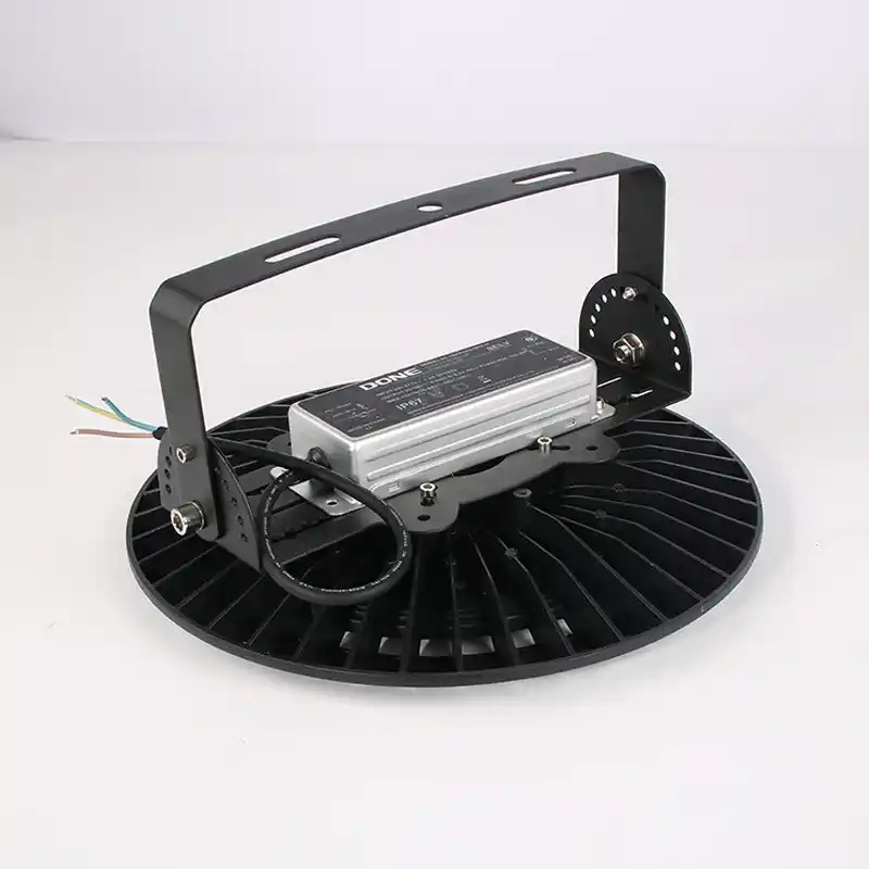 IP66 dan di atas lampu iindustri dan penambangan IP66 dan di atas lampu iindustri dan penambangan