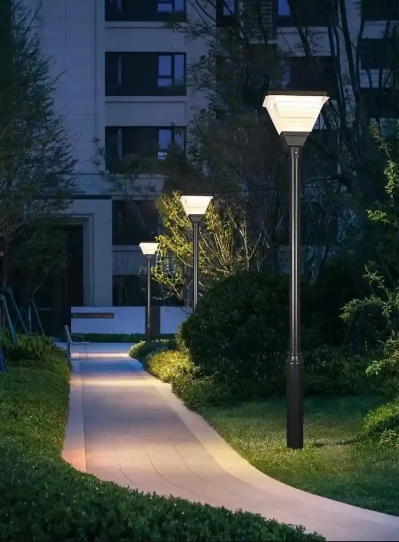 ضوء الحديقة ضوء الحديقة