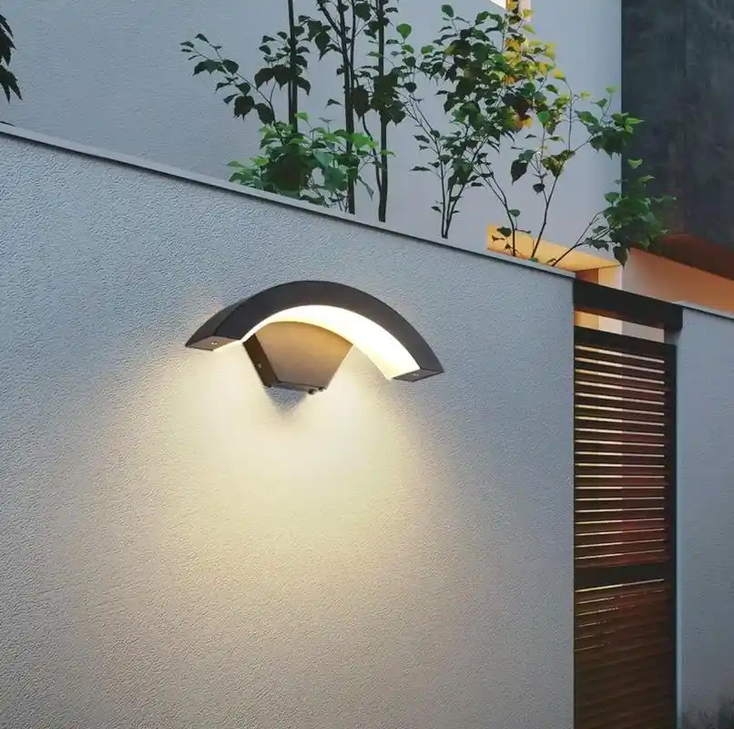 Outdoor Wall Lights