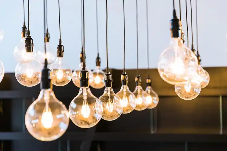 Lampu fuorescent tradisional Lampu fuorescent tradisional