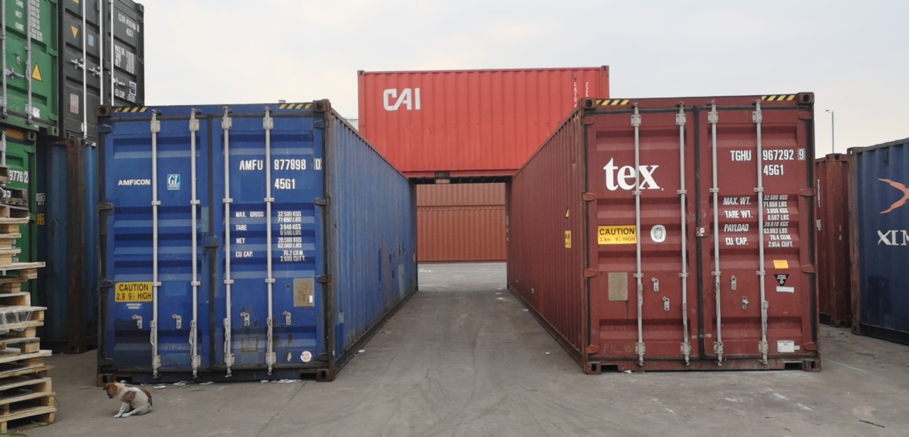 Suministro de iluminación automotriz global: desde envases de precisión hasta entrega mundial Suministro de iluminación automotriz global: desde envases de precisión hasta entrega mundial